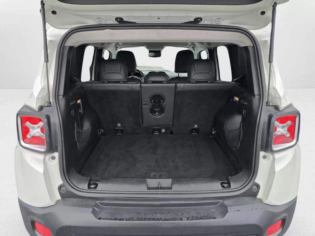 2016 /Black Jeep Renegade Limited (ZACCJBDT2GP) with an Other engine, located at 521 Old Farm Lane Rd, Prattville, AL, 36066, (334) 325-1505, 32.482460, -86.416367 - 2016 Jeep Renegade Limited - Photo#9