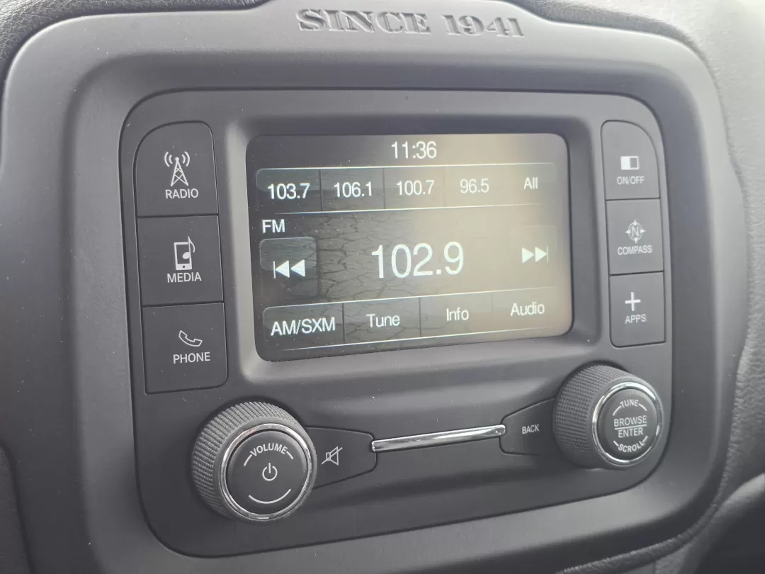 2016 /Black Jeep Renegade Limited (ZACCJBDT2GP) with an Other engine, located at 521 Old Farm Lane Rd, Prattville, AL, 36066, (334) 325-1505, 32.482460, -86.416367 - 2016 Jeep Renegade Limited - Photo#16