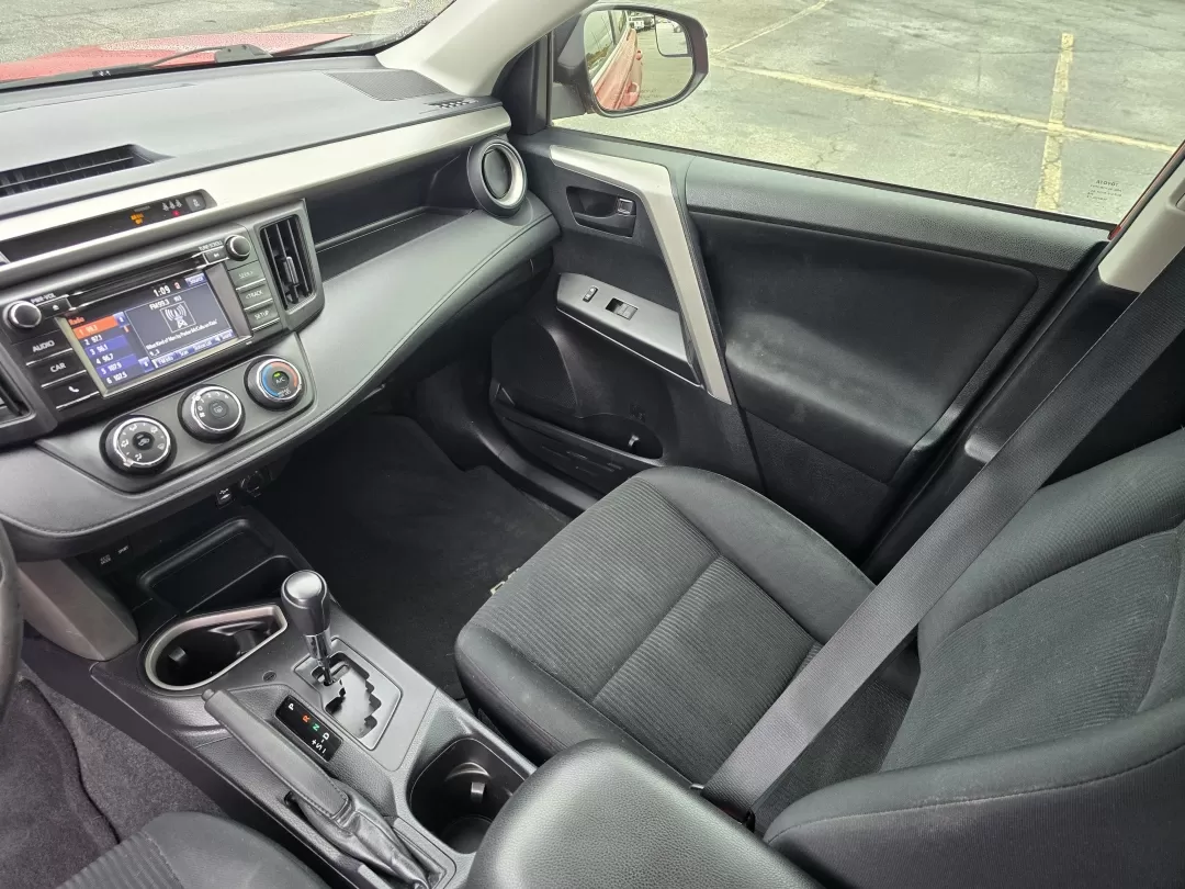 2017 Toyota RAV4 LE (2T3ZFREV7HW) with an Other engine, located at 3959 U.S. 80 W, Phenix City, AL, 36870, (334) 297-4885, 32.469296, -85.135185 - Are you ready to elevate your daily commute or embark on weekend adventures with the perfect SUV? Look no further than this stunning 2017 Toyota RAV4 LE, available now at Gils Auto in Phenix City, AL. Designed for both comfort and versatility, this dynamic vehicle is ideal for growing families, budg - Photo#15