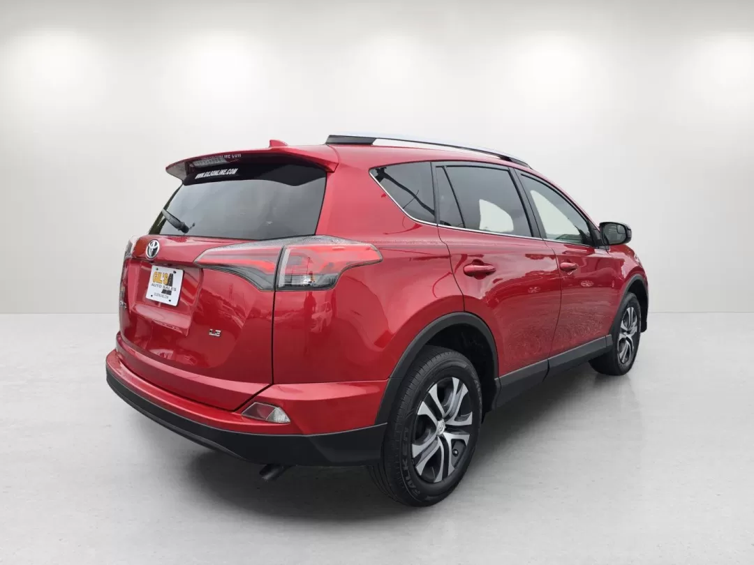2017 Toyota RAV4 LE (2T3ZFREV7HW) with an Other engine, located at 804 22nd Ave, Phenix City, AL, 36870, (334) 297-1860, 32.484749, -85.024475 - Are you ready to elevate your daily commute or embark on weekend adventures with the perfect SUV? Look no further than this stunning 2017 Toyota RAV4 LE, available now at Gils Auto in Phenix City, AL. Designed for both comfort and versatility, this dynamic vehicle is ideal for growing families, budg - Photo#4
