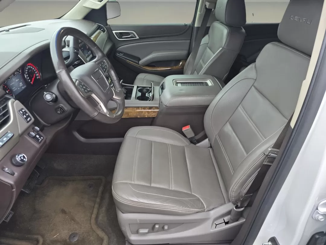 2016 /Cocoa/Dark Atmosphere GMC Yukon Denali (1GKS1CKJ9GR) with an Other engine, located at 5115 14th Ave., Columbus, GA, 31904, (706) 323-0345, 32.511494, -84.971046 - **Discover Unmatched Luxury and Versatility with This 2016 GMC Yukon Denali**<br /> <br /> Are you in the market for a luxurious SUV that combines power, style, and cutting-edge technology? Look no further than this stunning 2016 GMC Yukon Denali, available now at Gils Auto in Phenix City, AL. Wheth - Photo#12