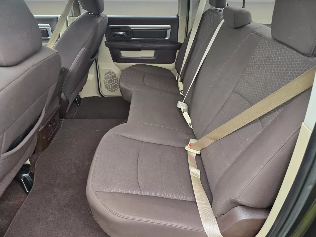 2013 /Canyon Brown/Light Frost Beige Interior Ram 1500 SLT (1C6RR6LG0DS) with an Other engine, located at 3959 U.S. 80 W, Phenix City, AL, 36870, (334) 297-4885, 32.469296, -85.135185 - **Unleash Your Adventurous Spirit with the 2013 Ram 1500 SLT A Truck That Fits Your Lifestyle!**<br /> <br /> Are you ready to elevate your driving experience? Whether you're a growing family needing ample space for weekend getaways or a busy professional seeking a reliable commuter vehicle, the 20 - Photo#15