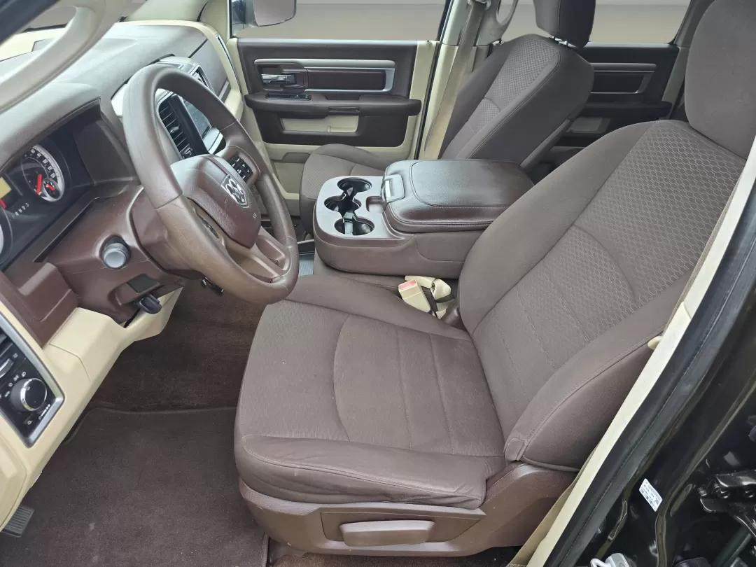 2013 /Canyon Brown/Light Frost Beige Interior Ram 1500 SLT (1C6RR6LG0DS) with an Other engine, located at 3959 U.S. 80 W, Phenix City, AL, 36870, (334) 297-4885, 32.469296, -85.135185 - **Unleash Your Adventurous Spirit with the 2013 Ram 1500 SLT A Truck That Fits Your Lifestyle!**<br /> <br /> Are you ready to elevate your driving experience? Whether you're a growing family needing ample space for weekend getaways or a busy professional seeking a reliable commuter vehicle, the 20 - Photo#25
