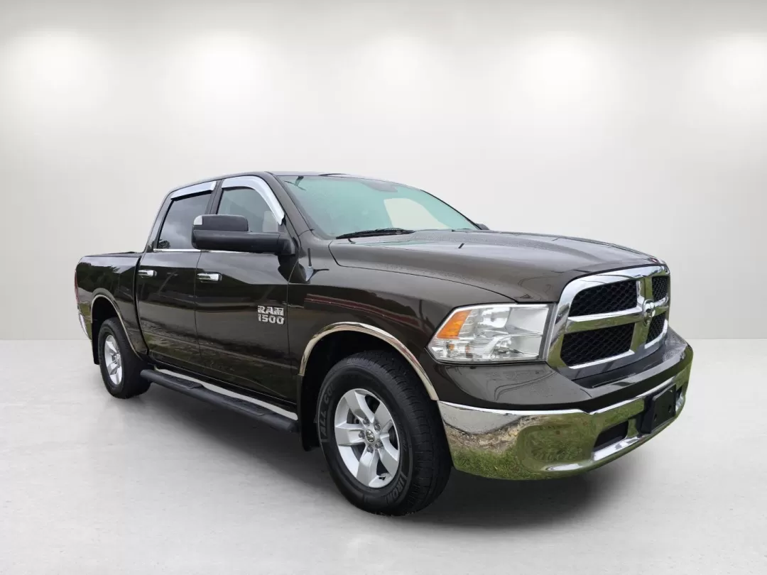 2013 /Canyon Brown/Light Frost Beige Interior Ram 1500 SLT (1C6RR6LG0DS) with an Other engine, located at 1430 Gateway Drive, Opelika, AL, 36801, (334) 239-0944, 32.637871, -85.409790 - 2013 Ram 1500 SLT - Photo#9