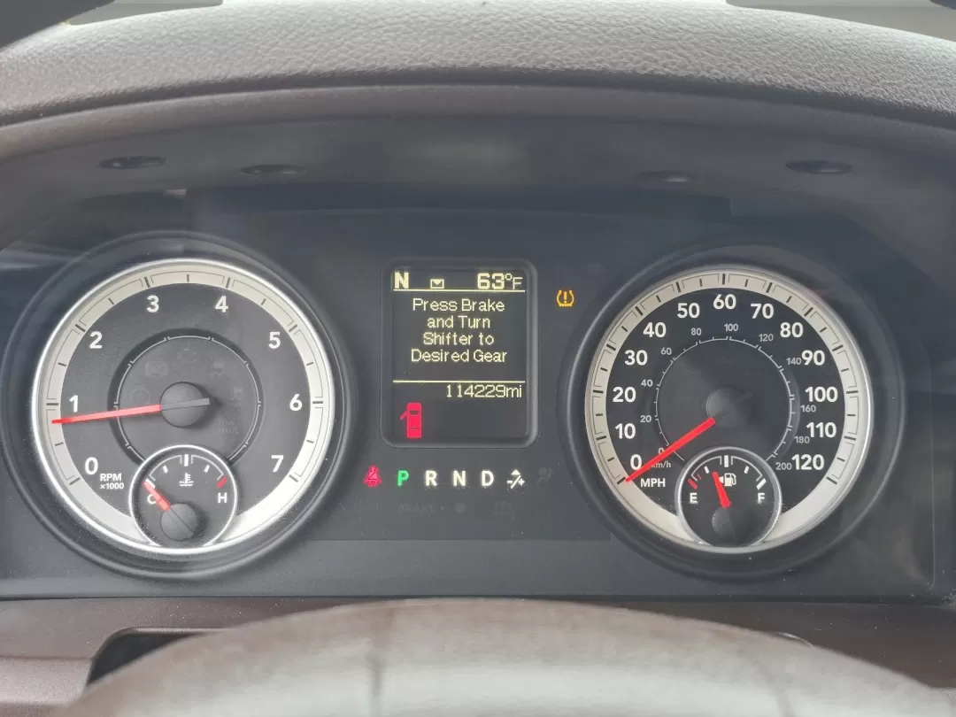 2013 /Canyon Brown/Light Frost Beige Interior Ram 1500 SLT (1C6RR6LG0DS) with an Other engine, located at 1430 Gateway Drive, Opelika, AL, 36801, (334) 239-0944, 32.637871, -85.409790 - 2013 Ram 1500 SLT - Photo#34