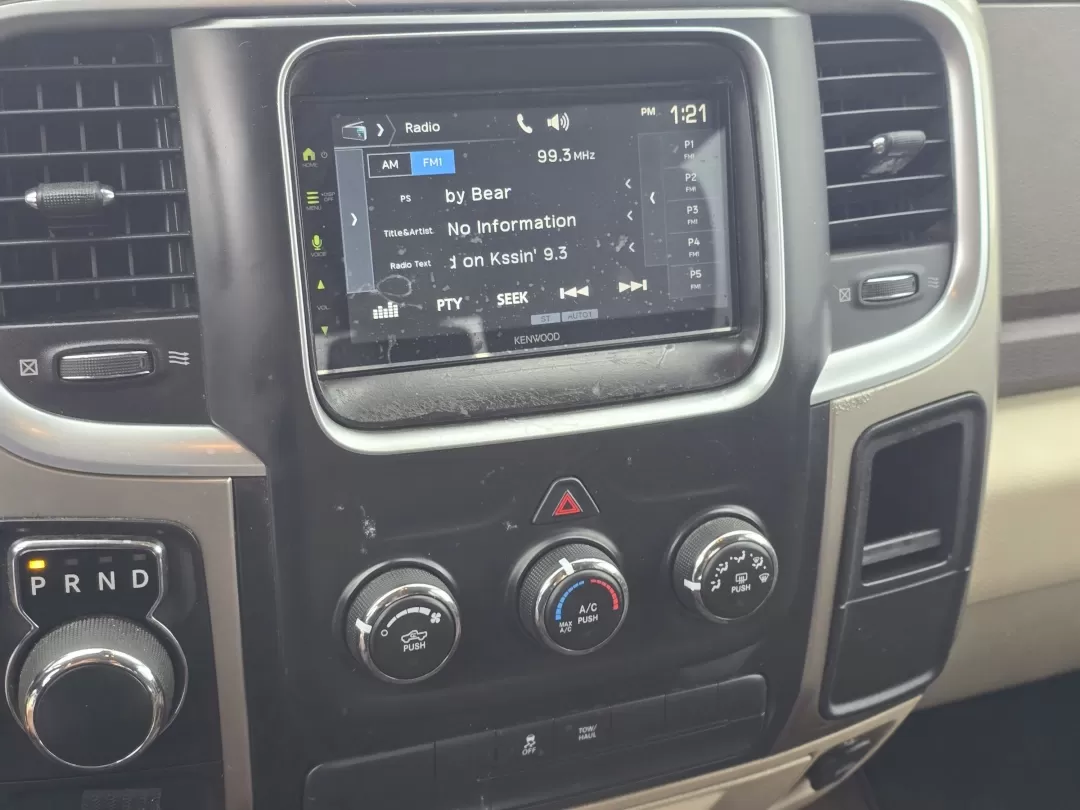 2013 /Canyon Brown/Light Frost Beige Interior Ram 1500 SLT (1C6RR6LG0DS) with an Other engine, located at 1430 Gateway Drive, Opelika, AL, 36801, (334) 239-0944, 32.637871, -85.409790 - 2013 Ram 1500 SLT - Photo#35