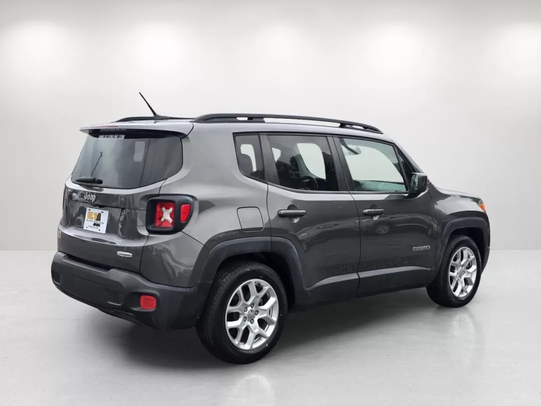 2017 /Black Jeep Renegade Latitude (ZACCJABB8HP) with an Other engine, located at 3959 U.S. 80 W, Phenix City, AL, 36870, (334) 297-4885, 32.469296, -85.135185 - **Adventure Awaits: Explore the 2017 Jeep Renegade Latitude at Gils Auto**<br /> <br /> Are you ready to elevate your weekend adventures or tackle your daily commute with flair? The 2017 Jeep Renegade Latitude is the perfect crossover for those who crave both style and functionality. With its rugged - Photo#5