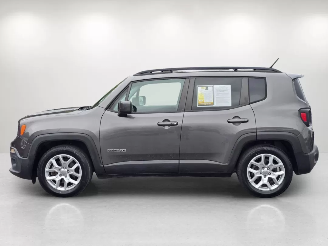 2017 /Black Jeep Renegade Latitude (ZACCJABB8HP) with an Other engine, located at 3959 U.S. 80 W, Phenix City, AL, 36870, (334) 297-4885, 32.469296, -85.135185 - **Adventure Awaits: Explore the 2017 Jeep Renegade Latitude at Gils Auto**<br /> <br /> Are you ready to elevate your weekend adventures or tackle your daily commute with flair? The 2017 Jeep Renegade Latitude is the perfect crossover for those who crave both style and functionality. With its rugged - Photo#8