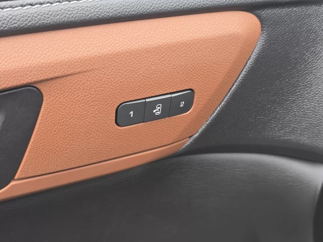 2015 /Ebony/Saddle Up Chevrolet Traverse LTZ (1GNKVJKD1FJ) with an Other engine, located at 3959 U.S. 80 W, Phenix City, AL, 36870, (334) 297-4885, 32.469296, -85.135185 - **Adventure Awaits with the 2015 Chevrolet Traverse LTZ Perfect for Growing Families!**<br /> <br /> Are you a family on the go, seeking a reliable and spacious SUV that effortlessly balances style with functionality? Look no further than the stunning 2015 Chevrolet Traverse LTZ, available now at G - Photo#10