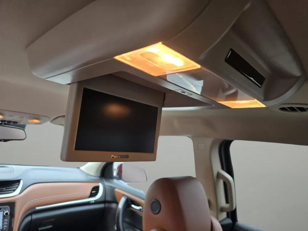 2015 /Ebony/Saddle Up Chevrolet Traverse LTZ (1GNKVJKD1FJ) with an Other engine, located at 3959 U.S. 80 W, Phenix City, AL, 36870, (334) 297-4885, 32.469296, -85.135185 - **Adventure Awaits with the 2015 Chevrolet Traverse LTZ Perfect for Growing Families!**<br /> <br /> Are you a family on the go, seeking a reliable and spacious SUV that effortlessly balances style with functionality? Look no further than the stunning 2015 Chevrolet Traverse LTZ, available now at G - Photo#17