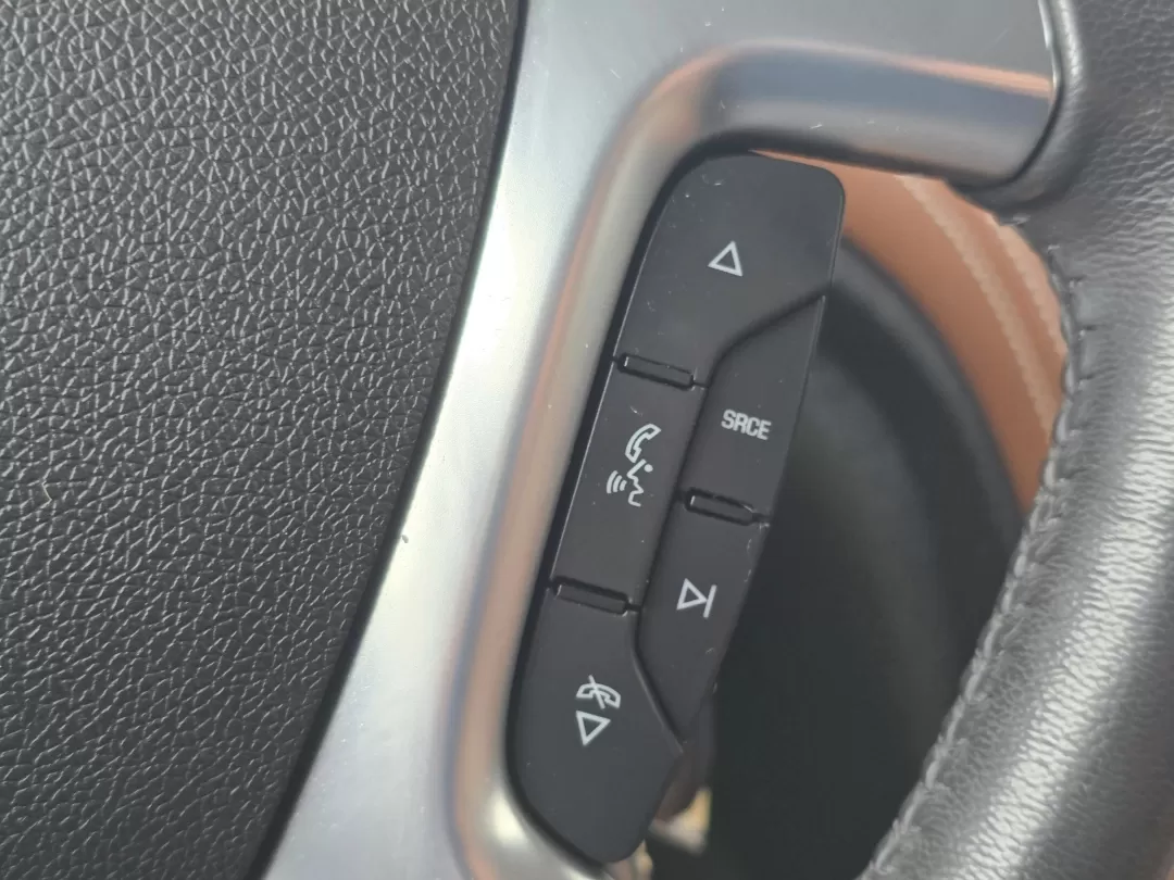 2015 /Ebony/Saddle Up Chevrolet Traverse LTZ (1GNKVJKD1FJ) with an Other engine, located at 1430 Gateway Drive, Opelika, AL, 36801, (334) 239-0944, 32.637871, -85.409790 - **Adventure Awaits with the 2015 Chevrolet Traverse LTZ Perfect for Growing Families!**<br /> <br /> Are you a family on the go, seeking a reliable and spacious SUV that effortlessly balances style with functionality? Look no further than the stunning 2015 Chevrolet Traverse LTZ, available now at G - Photo#22