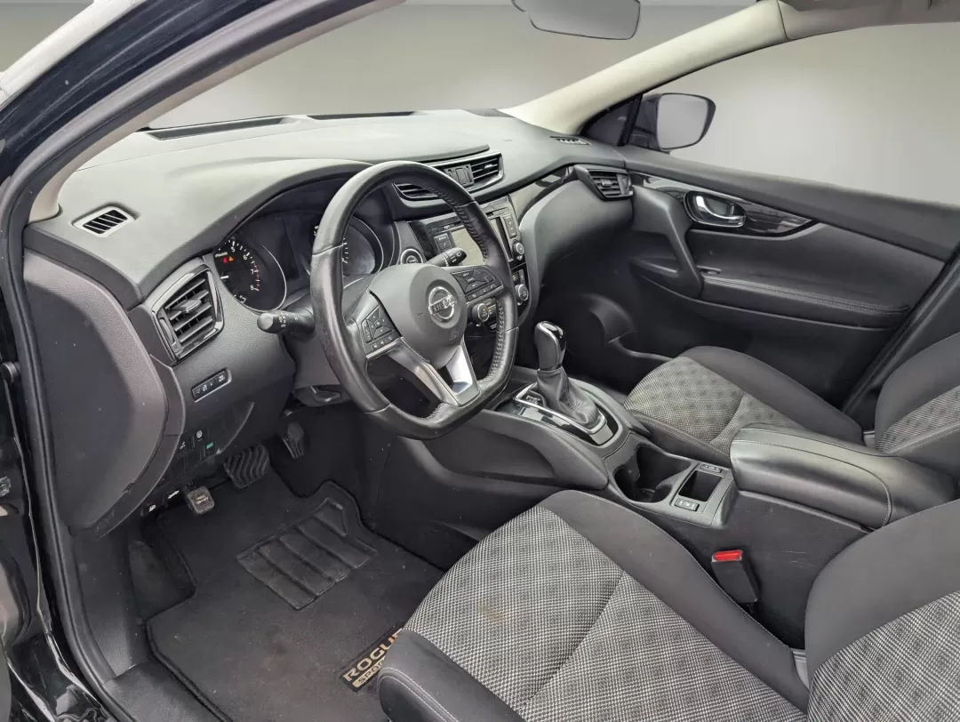 2019 /Charcoal Nissan Rogue SV (JN1BJ1CP0KW) with an Other engine, located at 3959 U.S. 80 W, Phenix City, AL, 36870, (334) 297-4885, 32.469296, -85.135185 - Are you in the market for a vehicle that seamlessly blends comfort, style, and functionality? Look no further than this 2019 Nissan Rogue SV, available now at Gils Auto in Phenix City, AL. This sporty SUV is not only a perfect companion for growing families, but it's also an ideal choice for those w - Photo#9