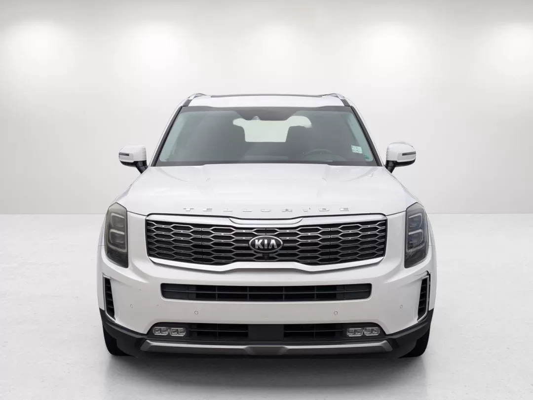2020 /Black Kia Telluride SX (5XYP5DHC4LG) with an Other engine, located at 1430 Gateway Drive, Opelika, AL, 36801, (334) 239-0944, 32.637871, -85.409790 - Discover the perfect blend of luxury and practicality with this **2020 Kia Telluride SX**, available now at **Gils Auto** in Phenix City, AL. Imagine hitting the road for unforgettable family adventures in this spacious and stylish SUV, designed to accommodate everyone comfortably while turning head - Photo#1