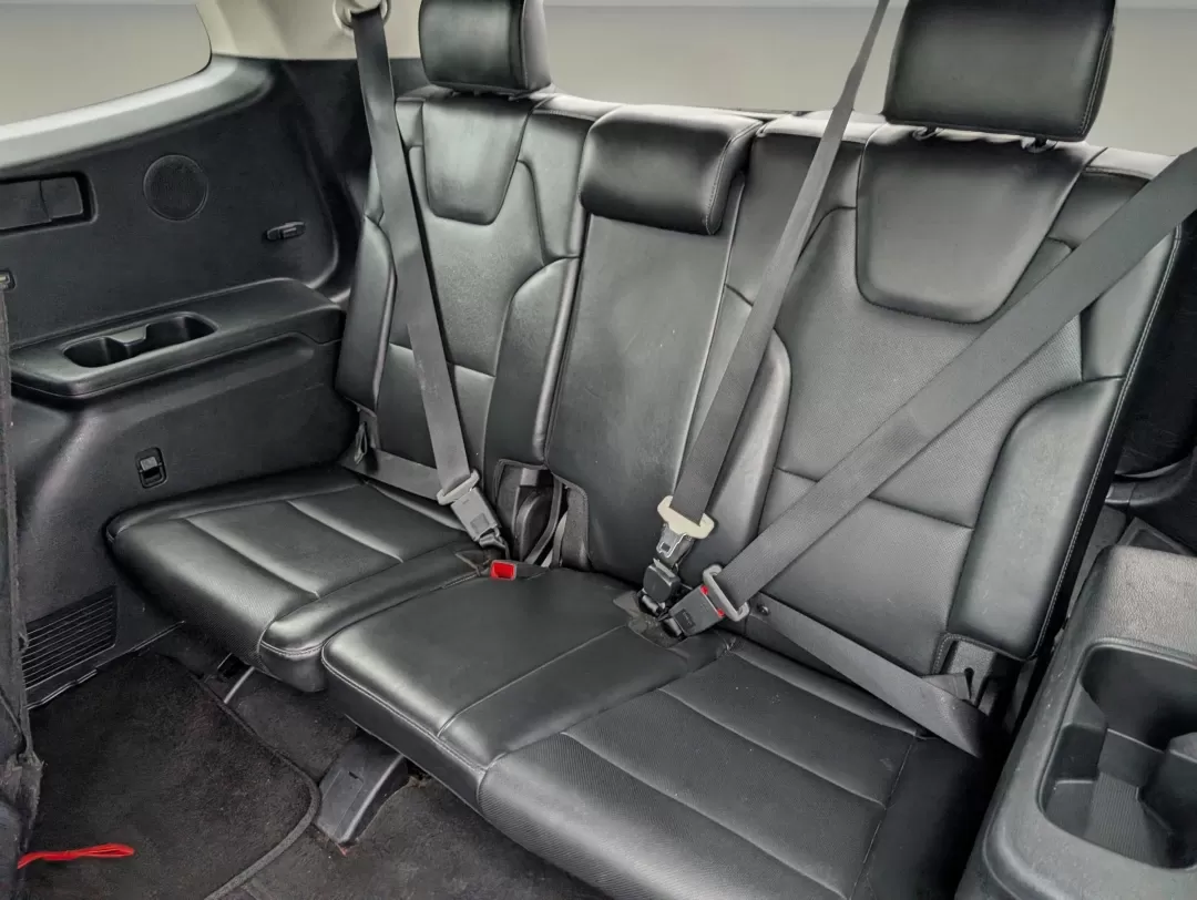 2020 /Black Kia Telluride SX (5XYP5DHC4LG) with an Other engine, located at 1430 Gateway Drive, Opelika, AL, 36801, (334) 239-0944, 32.637871, -85.409790 - Discover the perfect blend of luxury and practicality with this **2020 Kia Telluride SX**, available now at **Gils Auto** in Phenix City, AL. Imagine hitting the road for unforgettable family adventures in this spacious and stylish SUV, designed to accommodate everyone comfortably while turning head - Photo#13