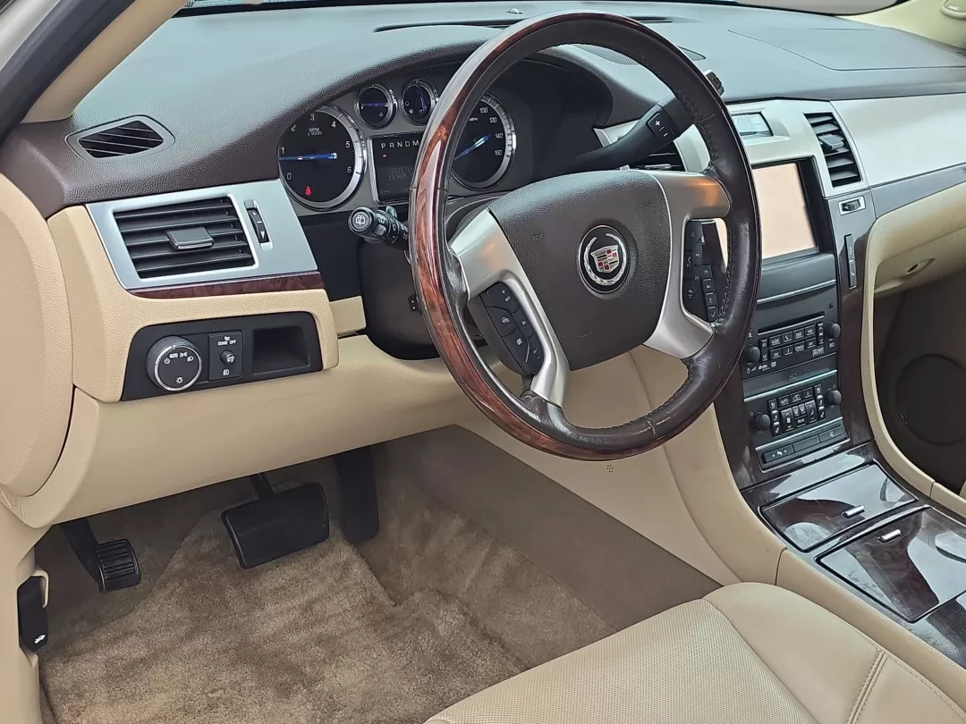 2014 /Cashmere w/Cocoa Accents Cadillac Escalade Premium (1GYS3CEF2ER) with an Other engine, located at 5115 14th Ave., Columbus, GA, 31904, (706) 323-0345, 32.511494, -84.971046 - 2014 Cadillac Escalade Premium - Photo#9