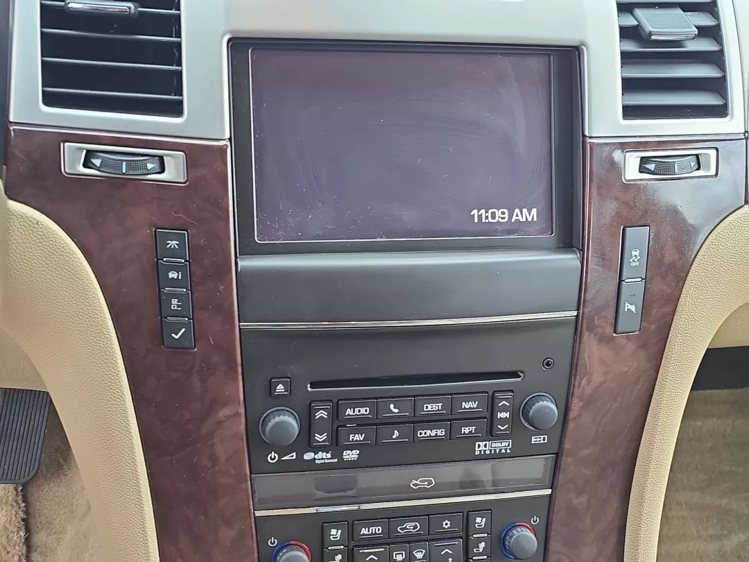 2014 /Cashmere w/Cocoa Accents Cadillac Escalade Premium (1GYS3CEF2ER) with an Other engine, located at 5115 14th Ave., Columbus, GA, 31904, (706) 323-0345, 32.511494, -84.971046 - 2014 Cadillac Escalade Premium - Photo#17
