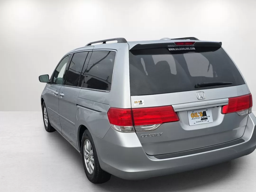 2010 Honda Odyssey EX-L (5FNRL3H70AB) with an Other engine, located at 1430 Gateway Drive, Opelika, AL, 36801, (334) 239-0944, 32.637871, -85.409790 - **Experience the Joy of Family Adventures with This 2010 Honda Odyssey EX-L!**<br /> <br /> Are you looking for the perfect vehicle to elevate your family outings and weekend getaways? Look no further! At Gils Auto in Phenix City, AL, we understand that life is about creating unforgettable memories, - Photo#6