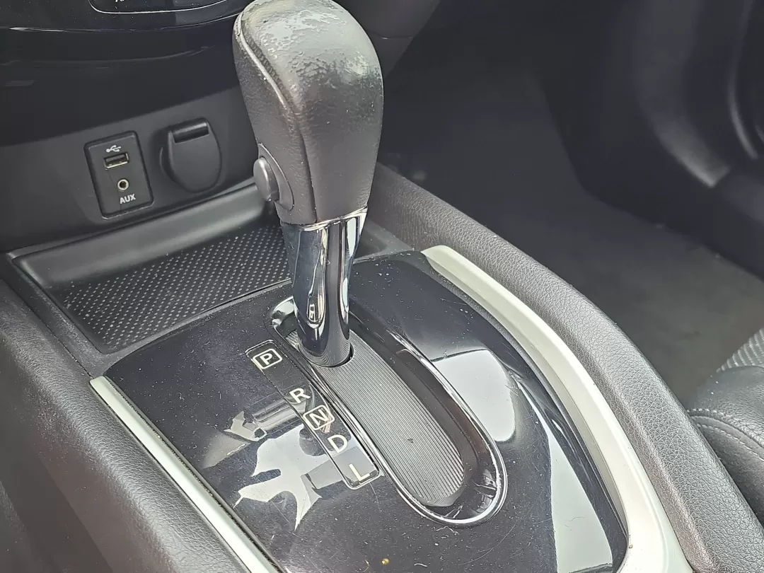 2016 /Charcoal Nissan Rogue SL (5N1AT2MT3GC) with an Other engine, located at 3959 U.S. 80 W, Phenix City, AL, 36870, (334) 297-4885, 32.469296, -85.135185 - 2016 Nissan Rogue SL - Photo#17