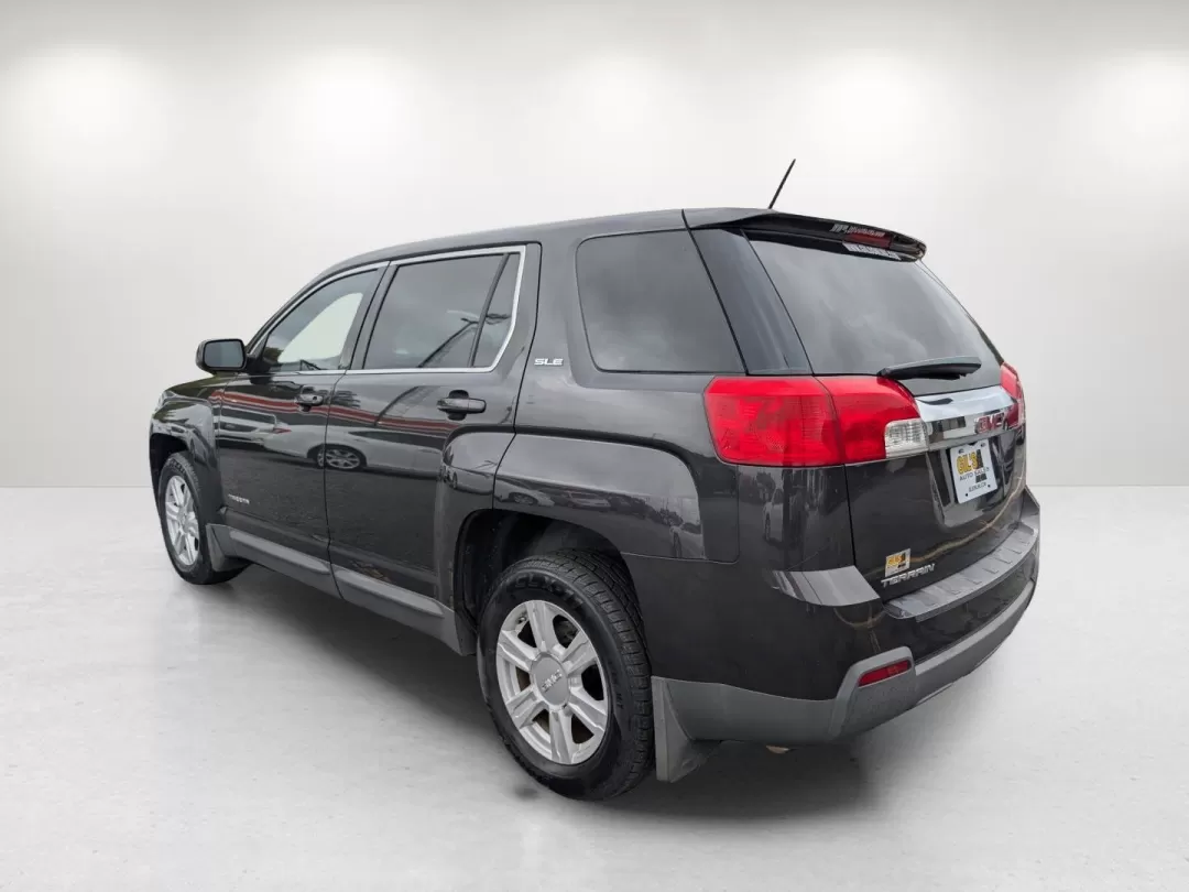 2015 /Jet Black GMC Terrain SLE (2GKALMEK4F6) with an Other engine, located at 7000 Northlake Connector, Columbus, GA, 31904, (706) 987-8085, 32.524975, -84.978134 - 2015 GMC Terrain SLE - Photo#8