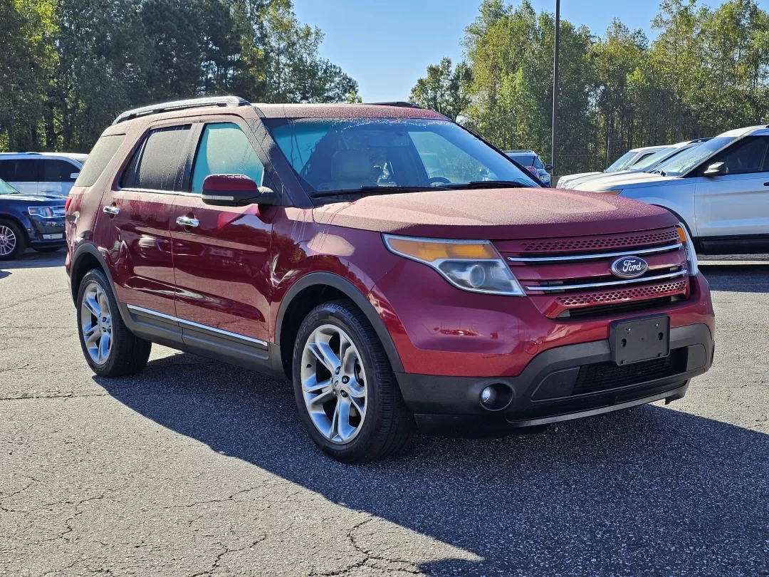2013 Ford Explorer Limited (1FM5K7F92DG) with an Other engine, located at 3959 U.S. 80 W, Phenix City, AL, 36870, (334) 297-4885, 32.469296, -85.135185 - Are you ready to elevate your family adventures or daily commutes? Look no further than the 2013 Ford Explorer Limited, a versatile SUV that seamlessly blends style, comfort, and functionality. At Gils Auto in Phenix City, AL, we understand the importance of having a reliable vehicle that fits your - Photo#2