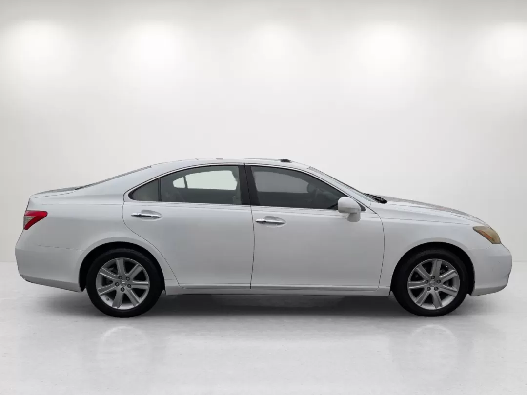 2008 /Cashmere Lexus ES 350 (JTHBJ46G782) with an Other engine, located at 3959 U.S. 80 W, Phenix City, AL, 36870, (334) 297-4885, 32.469296, -85.135185 - **Experience Unmatched Comfort and Style with the 2008 Lexus ES 350 at Gils Auto Phenix City, AL!**<br /> <br /> If you're in the market for a luxurious sedan that seamlessly combines comfort, style, and performance, look no further than the 2008 Lexus ES 350 available at Gils Auto in Phenix City, - Photo#3