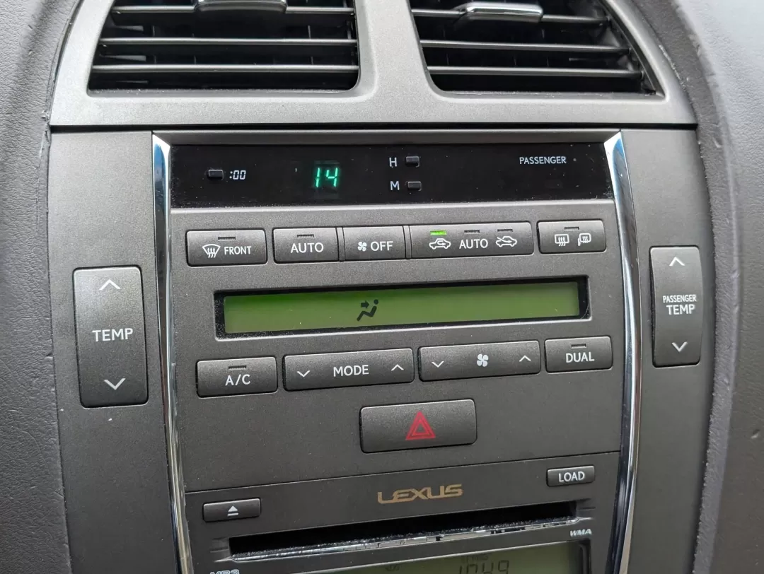 2008 /Cashmere Lexus ES 350 (JTHBJ46G782) with an Other engine, located at 804 22nd Ave, Phenix City, AL, 36870, (334) 297-1860, 32.484749, -85.024475 - **Experience Unmatched Comfort and Style with the 2008 Lexus ES 350 at Gils Auto Phenix City, AL!**<br /> <br /> If you're in the market for a luxurious sedan that seamlessly combines comfort, style, and performance, look no further than the 2008 Lexus ES 350 available at Gils Auto in Phenix City, - Photo#17