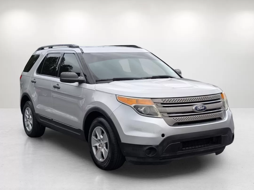 2014 /Medium Light Stone Fordf Explorer Base (1FM5K7B89EG) with an Other engine, located at 3959 U.S. 80 W, Phenix City, AL, 36870, (334) 297-4885, 32.469296, -85.135185 - Are you ready to elevate your family adventures and weekend getaways? Discover the perfect blend of space, comfort, and reliability with this stunning 2014 Ford Explorer, available now at Gils Auto in Phenix City, AL. As a trusted Buy Here Pay Here dealership, we understand that financing can be a c - Photo#2