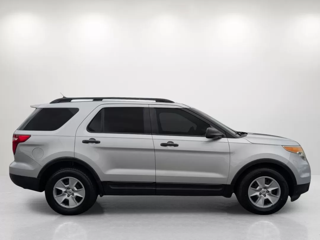 2014 /Medium Light Stone Fordf Explorer Base (1FM5K7B89EG) with an Other engine, located at 3959 U.S. 80 W, Phenix City, AL, 36870, (334) 297-4885, 32.469296, -85.135185 - Are you ready to elevate your family adventures and weekend getaways? Discover the perfect blend of space, comfort, and reliability with this stunning 2014 Ford Explorer, available now at Gils Auto in Phenix City, AL. As a trusted Buy Here Pay Here dealership, we understand that financing can be a c - Photo#3
