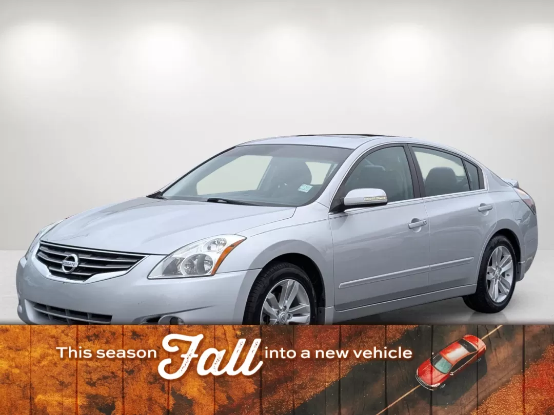 2012 /Charcoal Nissan Altima 3.5 SR (1N4BL2AP0CC) with an Other engine, located at 3959 U.S. 80 W, Phenix City, AL, 36870, (334) 297-4885, 32.469296, -85.135185 - ### Unleash the Feel of Freedom with the 2012 Nissan Altima 3.5 SR<br /> <br /> Are you ready to elevate your daily commute or embark on weekend adventures? Look no further than this stunning 2012 Nissan Altima 3.5 SR, a perfect blend of performance and style. With only 67,270 miles on the clock, th - Photo#0
