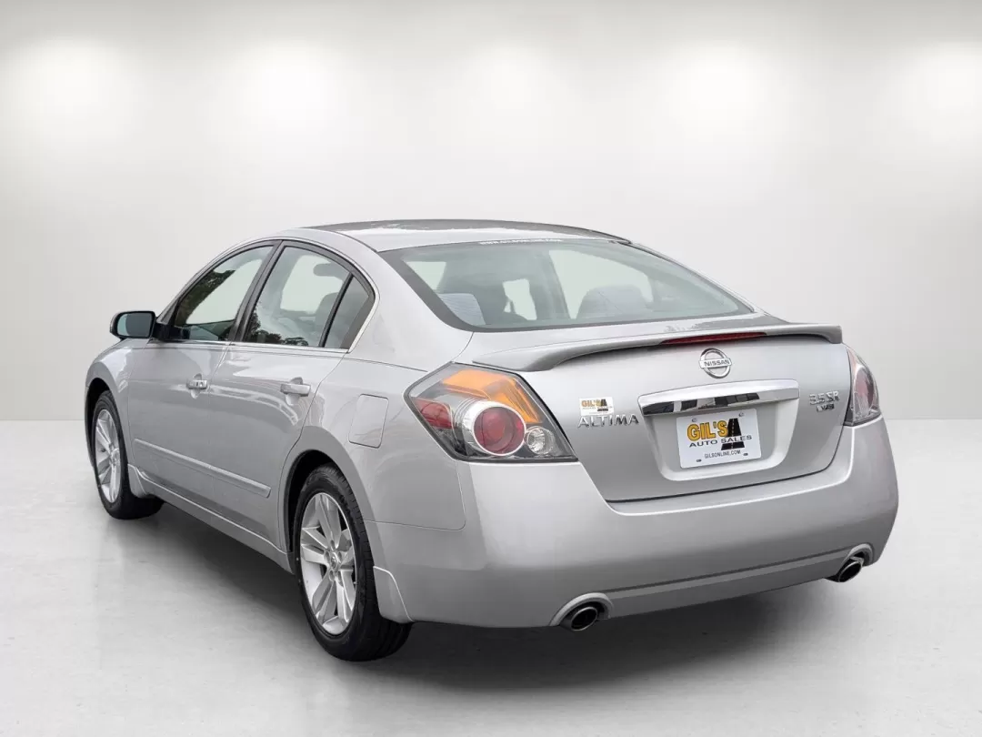 2012 /Charcoal Nissan Altima 3.5 SR (1N4BL2AP0CC) with an Other engine, located at 3959 U.S. 80 W, Phenix City, AL, 36870, (334) 297-4885, 32.469296, -85.135185 - ### Unleash the Feel of Freedom with the 2012 Nissan Altima 3.5 SR<br /> <br /> Are you ready to elevate your daily commute or embark on weekend adventures? Look no further than this stunning 2012 Nissan Altima 3.5 SR, a perfect blend of performance and style. With only 67,270 miles on the clock, th - Photo#6