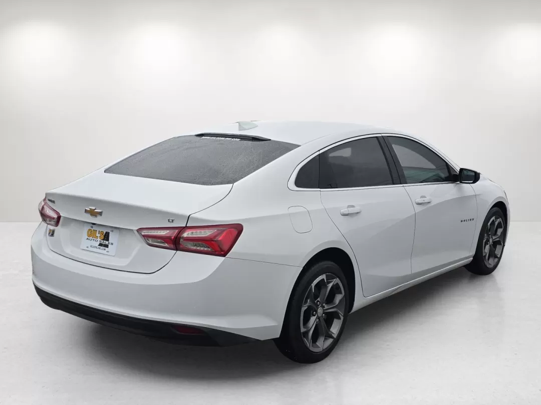 2020 /Dark Atmosphere/ Medium Ash Gray Chevrolet Malibu LT (1G1ZD5ST1LF) with an Other engine, located at 7000 Northlake Connector, Columbus, GA, 31904, (706) 987-8085, 32.524975, -84.978134 - Discover the perfect blend of style, comfort, and practicality with the 2020 Chevrolet Malibu LT, now available at Gils Auto in Phenix City, AL. This sedan is not just a vehicle; it's a lifestyle upgrade-ideal for daily commuters and families alike. Whether you're navigating through busy city street - Photo#4