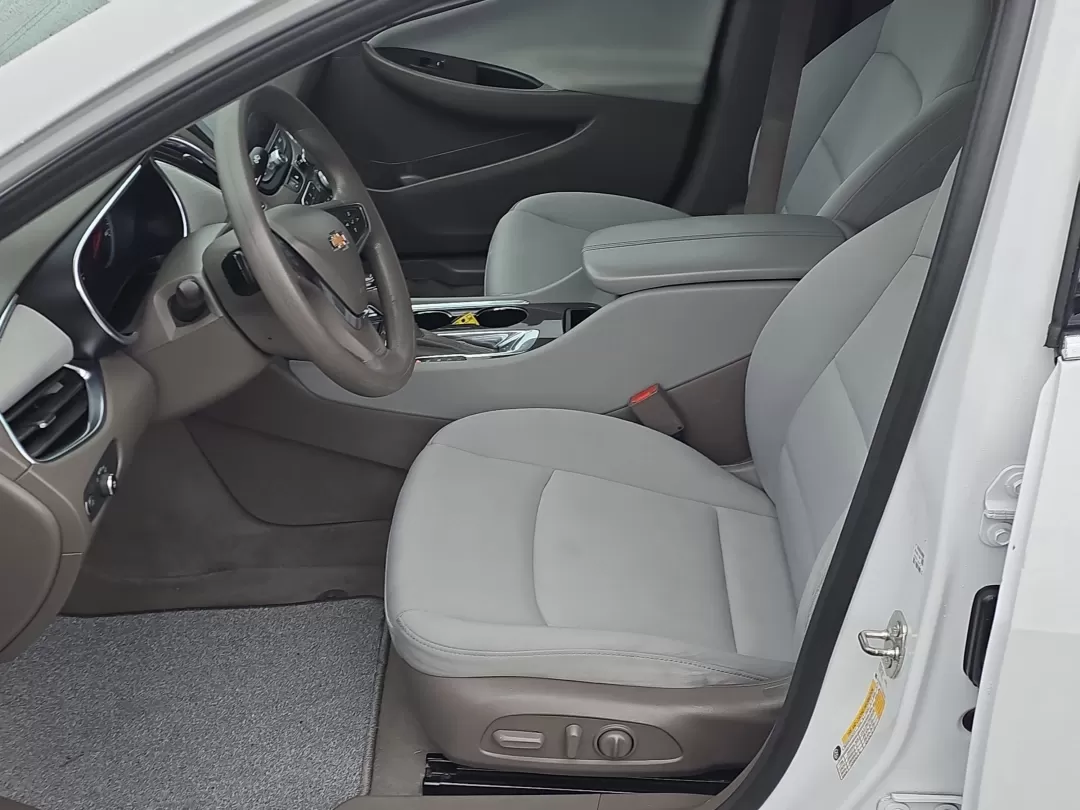 2020 /Dark Atmosphere/ Medium Ash Gray Chevrolet Malibu LT (1G1ZD5ST1LF) with an Other engine, located at 7000 Northlake Connector, Columbus, GA, 31904, (706) 987-8085, 32.524975, -84.978134 - Discover the perfect blend of style, comfort, and practicality with the 2020 Chevrolet Malibu LT, now available at Gils Auto in Phenix City, AL. This sedan is not just a vehicle; it's a lifestyle upgrade-ideal for daily commuters and families alike. Whether you're navigating through busy city street - Photo#11