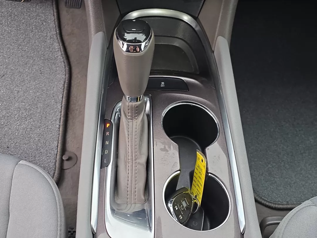 2020 /Dark Atmosphere/ Medium Ash Gray Chevrolet Malibu LT (1G1ZD5ST1LF) with an Other engine, located at 804 22nd Ave, Phenix City, AL, 36870, (334) 297-1860, 32.484749, -85.024475 - Discover the perfect blend of style, comfort, and practicality with the 2020 Chevrolet Malibu LT, now available at Gils Auto in Phenix City, AL. This sedan is not just a vehicle; it's a lifestyle upgrade-ideal for daily commuters and families alike. Whether you're navigating through busy city street - Photo#16