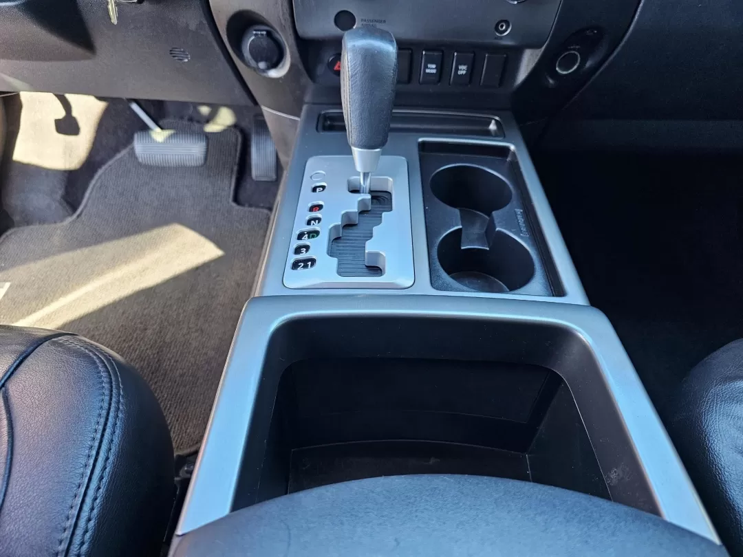 2010 /Charcoal Nissan Titan SE (1N6BA0ED1AN) with an Other engine, located at 3959 U.S. 80 W, Phenix City, AL, 36870, (334) 297-4885, 32.469296, -85.135185 - **Unleash Your Adventurous Spirit with This 2010 Nissan Titan at Gils Auto!**<br /> <br /> Are you ready to elevate your weekend adventures or tackle your daily commute with a reliable and powerful pickup? Look no further than this striking 2010 Nissan Titan SE, available now at Gils Auto, your trus - Photo#13