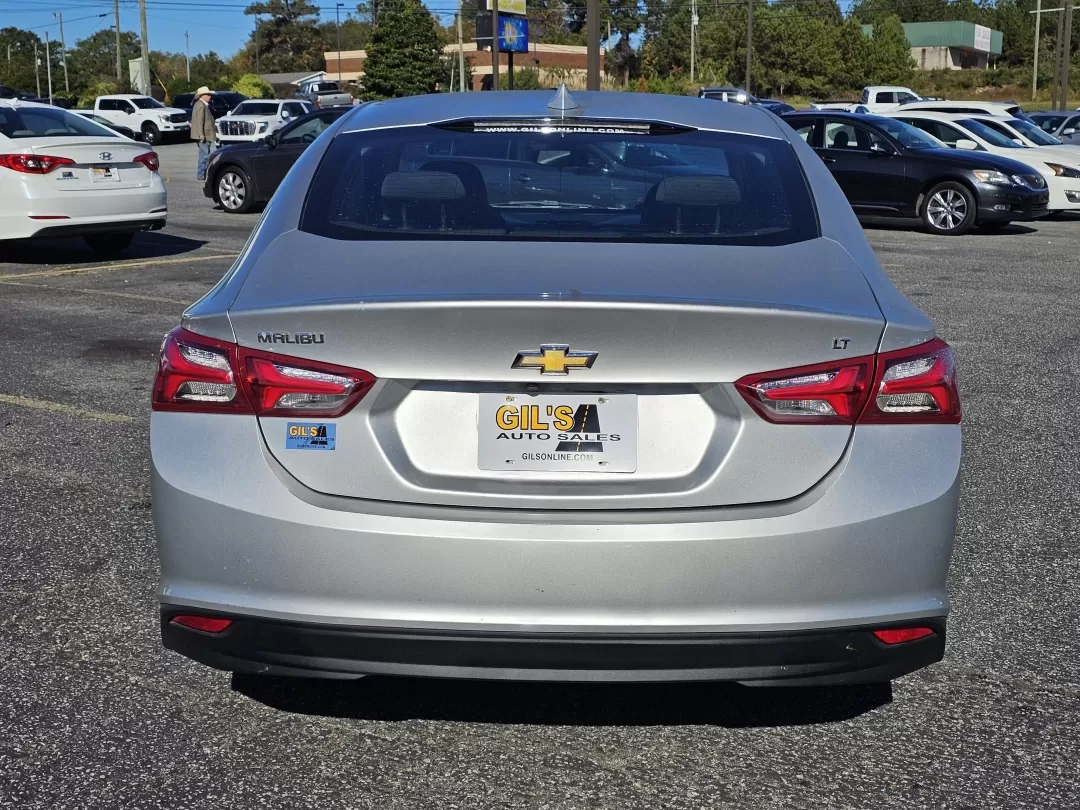 2020 /Jet Black Chevrolet Malibu LT (1G1ZD5ST2LF) with an Other engine, located at 3959 U.S. 80 W, Phenix City, AL, 36870, (334) 297-4885, 32.469296, -85.135185 - **Elevate Your Daily Commute with the 2020 Chevrolet Malibu LT Perfect for Every Adventure!**<br /> <br /> Are you tired of your daily commute? Looking for a reliable sedan that not only gets you from point A to B but also enhances your lifestyle? At Gils Auto in Phenix City, AL, we present the 202 - Photo#5