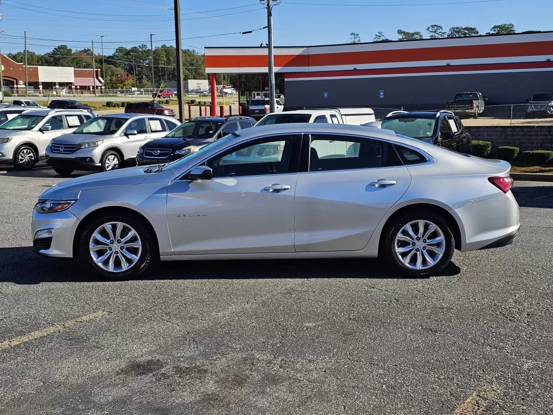 2020 /Jet Black Chevrolet Malibu LT (1G1ZD5ST2LF) with an Other engine, located at 3959 U.S. 80 W, Phenix City, AL, 36870, (334) 297-4885, 32.469296, -85.135185 - **Elevate Your Daily Commute with the 2020 Chevrolet Malibu LT Perfect for Every Adventure!**<br /> <br /> Are you tired of your daily commute? Looking for a reliable sedan that not only gets you from point A to B but also enhances your lifestyle? At Gils Auto in Phenix City, AL, we present the 202 - Photo#7