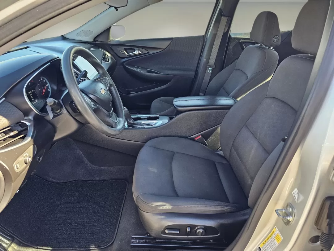 2020 /Jet Black Chevrolet Malibu LT (1G1ZD5ST2LF) with an Other engine, located at 5115 14th Ave., Columbus, GA, 31904, (706) 323-0345, 32.511494, -84.971046 - 2020 Chevrolet Malibu LT - Photo#9