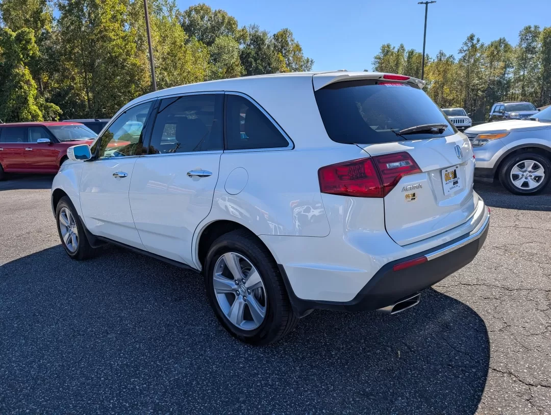 2011 Acura MDX (2HNYD2H23BH) with an Other engine, located at 3959 U.S. 80 W, Phenix City, AL, 36870, (334) 297-4885, 32.469296, -85.135185 - **Discover Adventurous Living with the 2011 Acura MDX at Gils Auto - Phenix City!**<br /> <br /> Are you searching for the perfect blend of luxury, versatility, and performance in your next vehicle? Look no further! The 2011 Acura MDX is your ticket to unforgettable family road trips, weekend advent - Photo#6