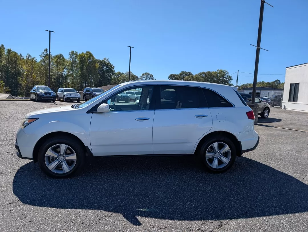 2011 Acura MDX (2HNYD2H23BH) with an Other engine, located at 3959 U.S. 80 W, Phenix City, AL, 36870, (334) 297-4885, 32.469296, -85.135185 - **Discover Adventurous Living with the 2011 Acura MDX at Gils Auto - Phenix City!**<br /> <br /> Are you searching for the perfect blend of luxury, versatility, and performance in your next vehicle? Look no further! The 2011 Acura MDX is your ticket to unforgettable family road trips, weekend advent - Photo#7