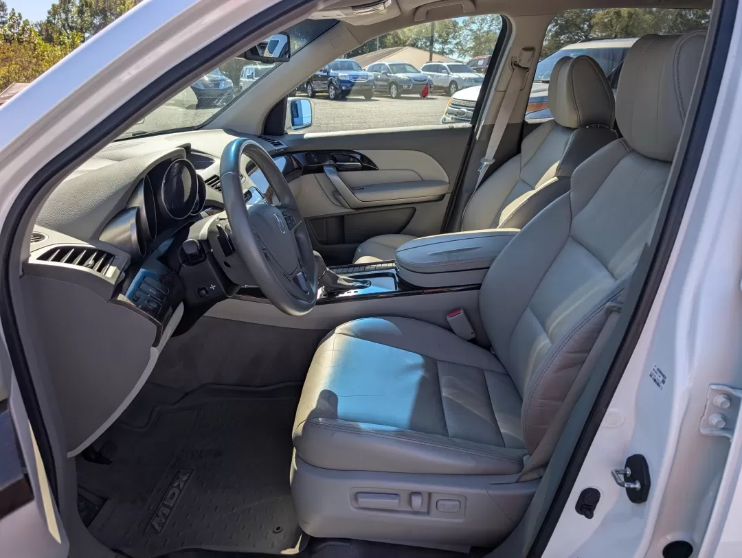 2011 Acura MDX (2HNYD2H23BH) with an Other engine, located at 3959 U.S. 80 W, Phenix City, AL, 36870, (334) 297-4885, 32.469296, -85.135185 - **Discover Adventurous Living with the 2011 Acura MDX at Gils Auto - Phenix City!**<br /> <br /> Are you searching for the perfect blend of luxury, versatility, and performance in your next vehicle? Look no further! The 2011 Acura MDX is your ticket to unforgettable family road trips, weekend advent - Photo#9