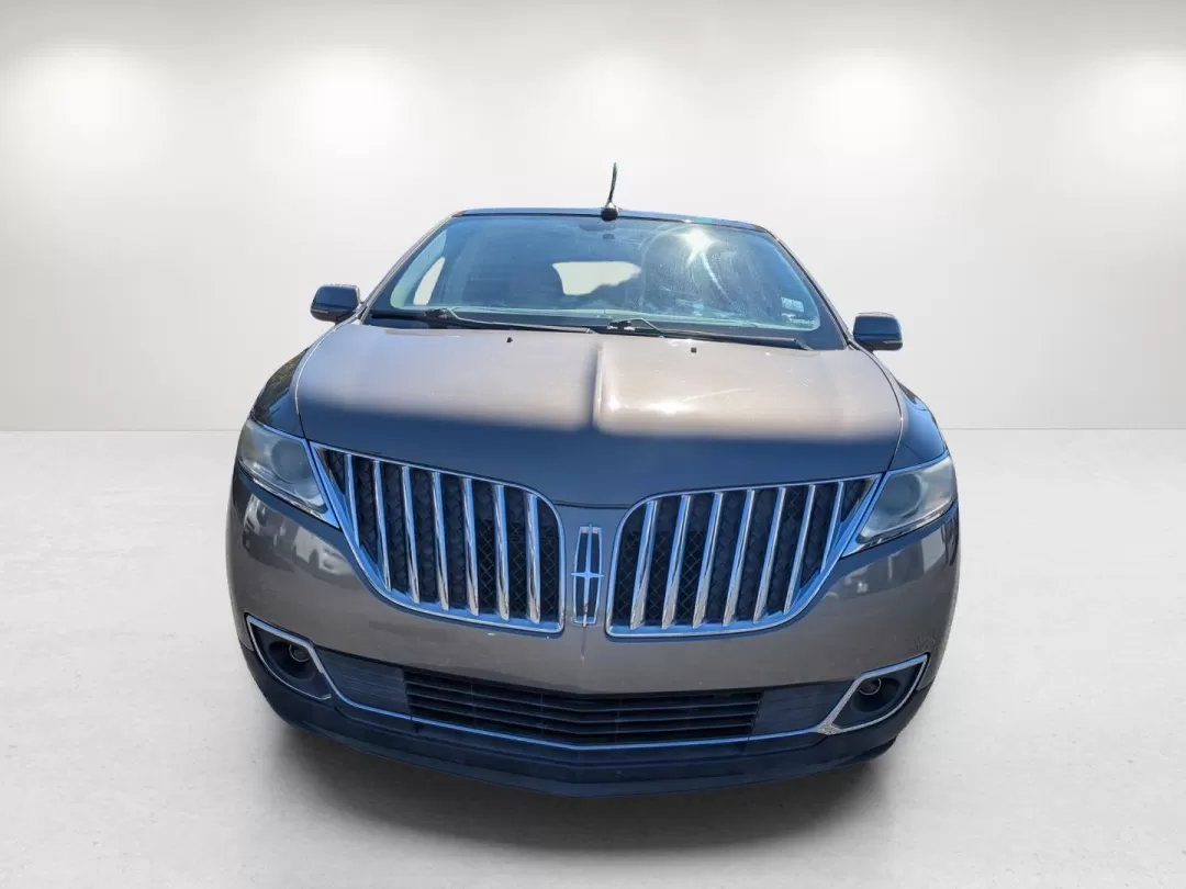 2012 Lincoln MKX (2LMDJ6JK7CB) with an Other engine, located at 804 22nd Ave, Phenix City, AL, 36870, (334) 297-1860, 32.484749, -85.024475 - **Discover the Perfect Family Vehicle: 2012 Lincoln MKX at Gils Auto in Phenix City, AL**<br /> <br /> Are you searching for the ideal vehicle that combines comfort, style, and functionality for your family's daily adventures? Look no further than this stunning 2012 Lincoln MKX, now available at Gil - Photo#1