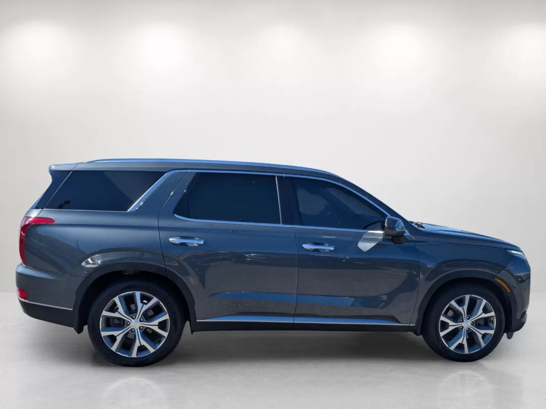 2021 /Gray Hyundai Palisade SEL (KM8R34HE5MU) with an Other engine, located at 804 22nd Ave, Phenix City, AL, 36870, (334) 297-1860, 32.484749, -85.024475 - **Discover the 2021 Hyundai Palisade SEL: Your Ideal Family SUV for Every Adventure!**<br /> <br /> Are you in the market for a versatile and spacious SUV that caters to both everyday errands and weekend getaways? Look no further! The 2021 Hyundai Palisade SEL is the perfect blend of comfort, techno - Photo#3