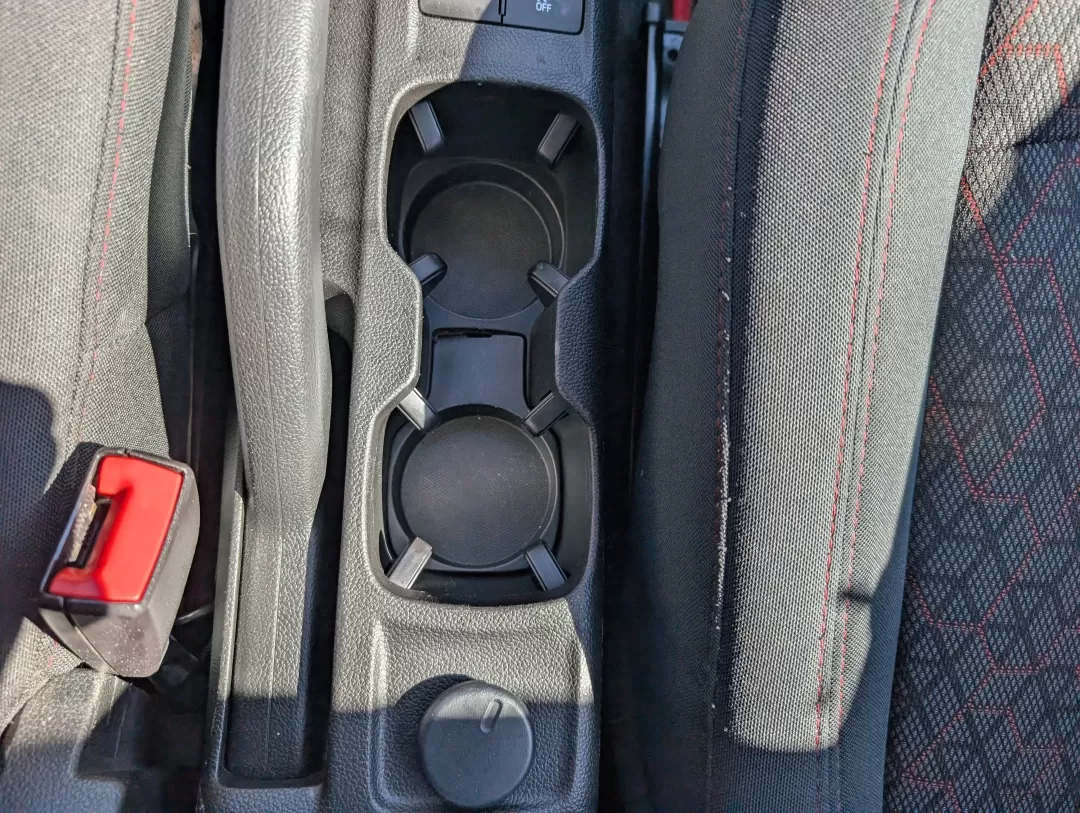 2018 /Jet Black Chevrolet Sonic LT (1G1JD5SHXJ4) with an Other engine, located at 3959 U.S. 80 W, Phenix City, AL, 36870, (334) 297-4885, 32.469296, -85.135185 - **Discover Your Perfect Commute Companion: 2018 Chevrolet Sonic LT at Gils Auto, Phenix City**<br /> <br /> Are you ready to elevate your daily drive? The 2018 Chevrolet Sonic LT is the ideal choice for those who crave a reliable, fuel-efficient sedan that doesn't compromise on style or features. Wh - Photo#12