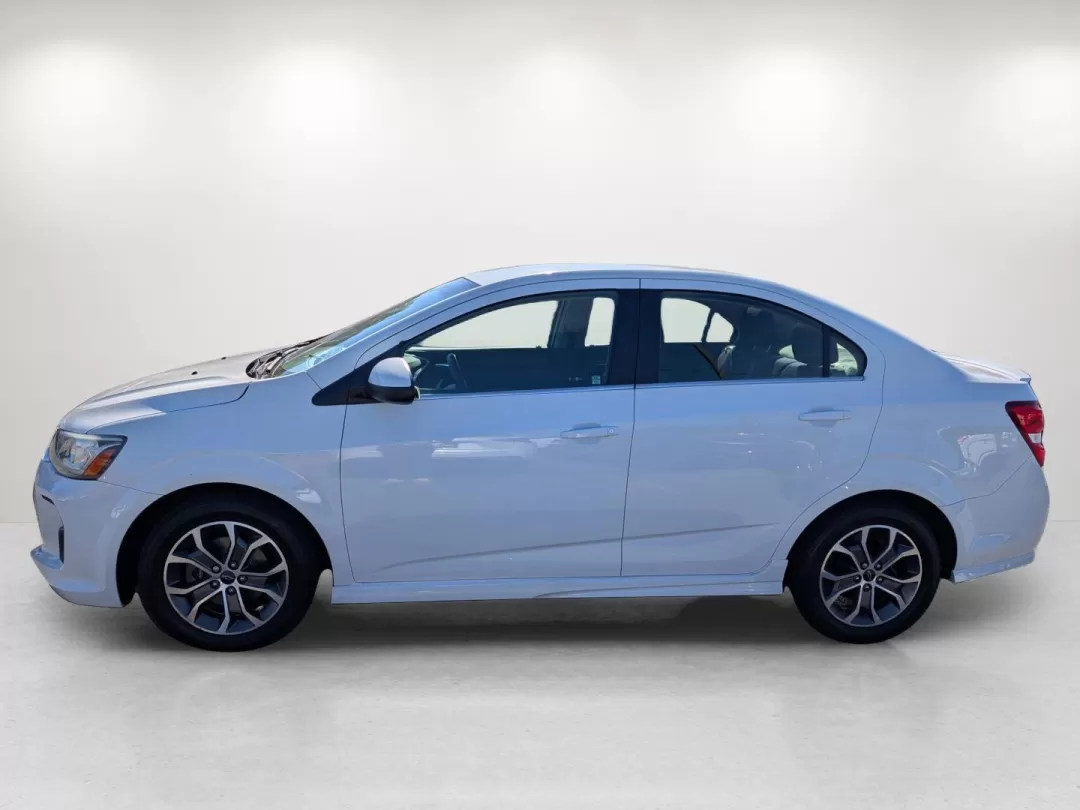 2018 /Jet Black Chevrolet Sonic LT (1G1JD5SHXJ4) with an Other engine, located at 3959 U.S. 80 W, Phenix City, AL, 36870, (334) 297-4885, 32.469296, -85.135185 - **Discover Your Perfect Commute Companion: 2018 Chevrolet Sonic LT at Gils Auto, Phenix City**<br /> <br /> Are you ready to elevate your daily drive? The 2018 Chevrolet Sonic LT is the ideal choice for those who crave a reliable, fuel-efficient sedan that doesn't compromise on style or features. Wh - Photo#7