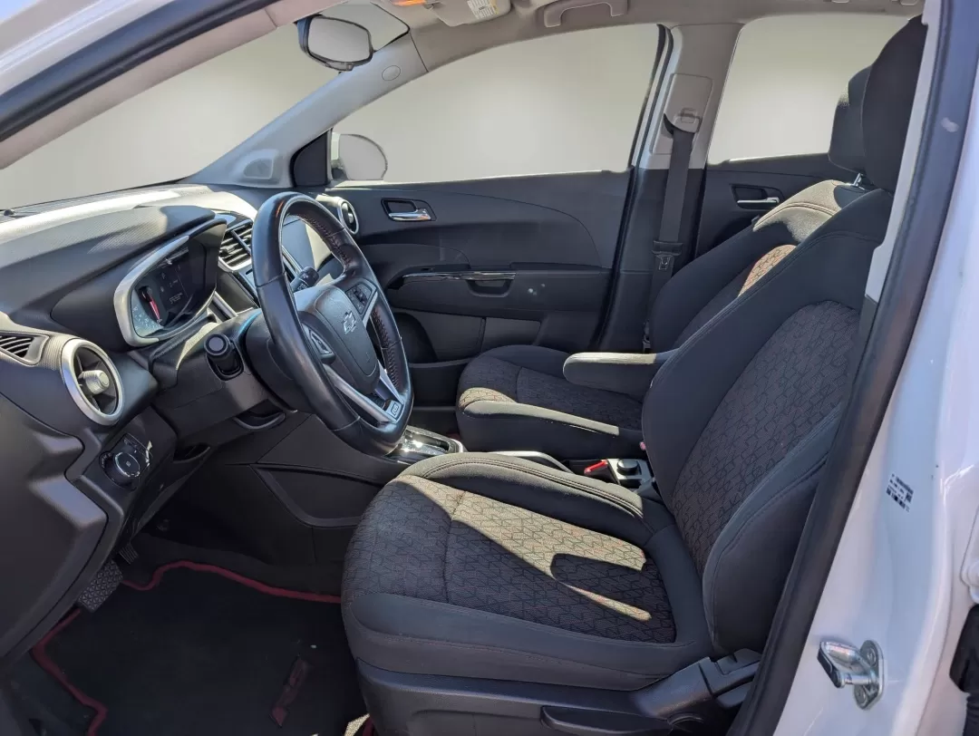 2018 /Jet Black Chevrolet Sonic LT (1G1JD5SHXJ4) with an Other engine, located at 3959 U.S. 80 W, Phenix City, AL, 36870, (334) 297-4885, 32.469296, -85.135185 - **Discover Your Perfect Commute Companion: 2018 Chevrolet Sonic LT at Gils Auto, Phenix City**<br /> <br /> Are you ready to elevate your daily drive? The 2018 Chevrolet Sonic LT is the ideal choice for those who crave a reliable, fuel-efficient sedan that doesn't compromise on style or features. Wh - Photo#9