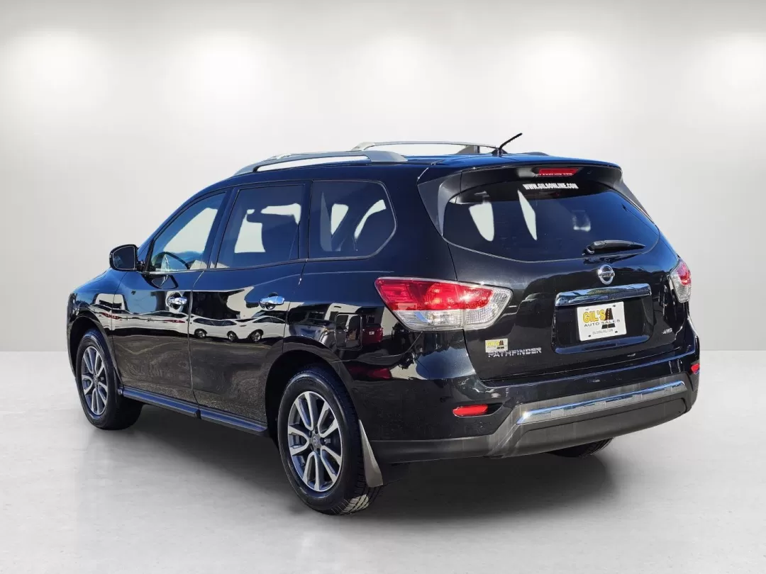 2015 /Charcoal Nissan Pathfinder S (5N1AR2MM6FC) with an Other engine, located at 3959 U.S. 80 W, Phenix City, AL, 36870, (334) 297-4885, 32.469296, -85.135185 - **Explore the Great Outdoors with the 2015 Nissan Pathfinder S! Perfect for Weekend Adventures and Growing Families!**<br /> <br /> Are you ready to elevate your family outings and weekend getaways? Introducing the 2015 Nissan Pathfinder S, a versatile and spacious SUV designed for both adventure an - Photo#6