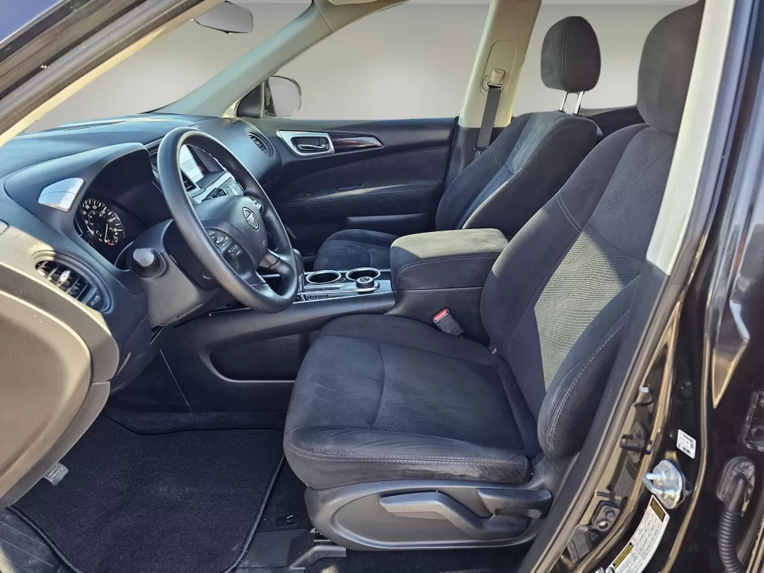 2015 /Charcoal Nissan Pathfinder S (5N1AR2MM6FC) with an Other engine, located at 3959 U.S. 80 W, Phenix City, AL, 36870, (334) 297-4885, 32.469296, -85.135185 - **Explore the Great Outdoors with the 2015 Nissan Pathfinder S! Perfect for Weekend Adventures and Growing Families!**<br /> <br /> Are you ready to elevate your family outings and weekend getaways? Introducing the 2015 Nissan Pathfinder S, a versatile and spacious SUV designed for both adventure an - Photo#9