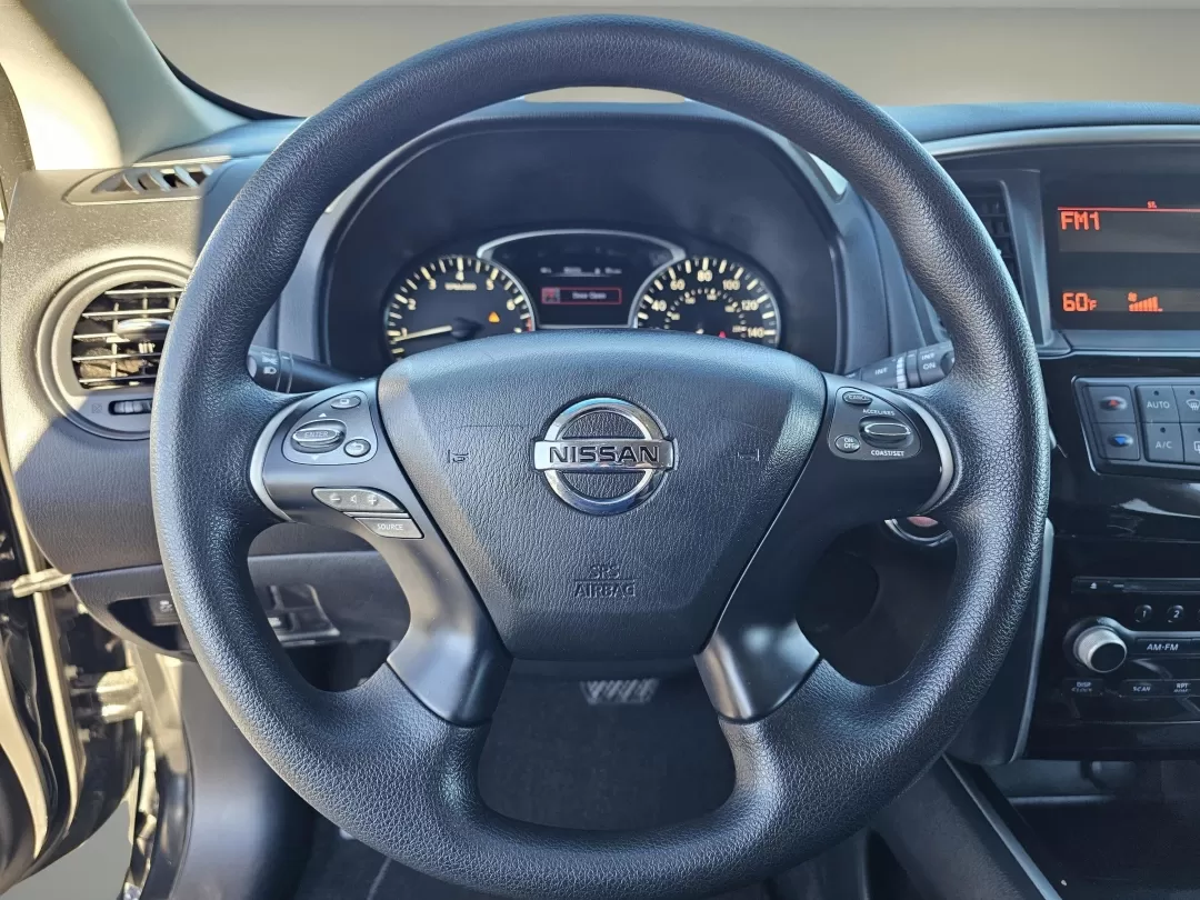 2015 /Charcoal Nissan Pathfinder S (5N1AR2MM6FC) with an Other engine, located at 3959 U.S. 80 W, Phenix City, AL, 36870, (334) 297-4885, 32.469296, -85.135185 - **Explore the Great Outdoors with the 2015 Nissan Pathfinder S! Perfect for Weekend Adventures and Growing Families!**<br /> <br /> Are you ready to elevate your family outings and weekend getaways? Introducing the 2015 Nissan Pathfinder S, a versatile and spacious SUV designed for both adventure an - Photo#10