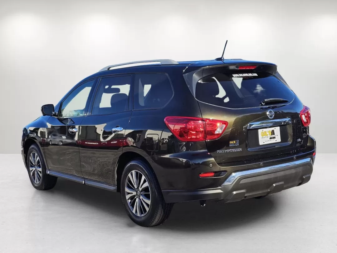 2017 /Charcoal Nissan Pathfinder SL (5N1DR2MN5HC) with an Other engine, located at 3959 U.S. 80 W, Phenix City, AL, 36870, (334) 297-4885, 32.469296, -85.135185 - 2017 Nissan Pathfinder SL - Photo#6