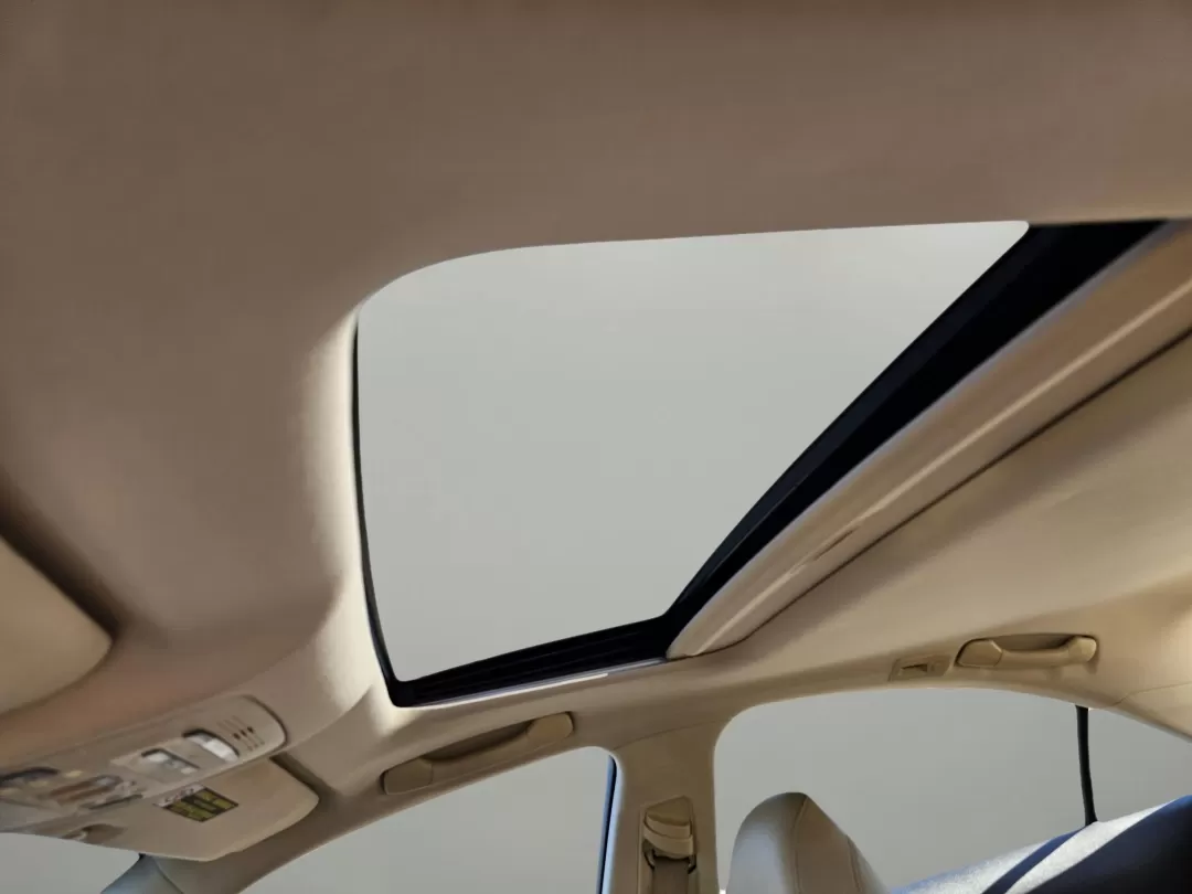 2008 Lexus ES 350 (JTHBJ46G682) with an Other engine, located at 521 Old Farm Lane Rd, Prattville, AL, 36066, (334) 325-1505, 32.482460, -86.416367 - **Experience the Ultimate in Comfort and Style with the 2008 Lexus ES 350 Perfect for Your Daily Commute or Weekend Getaway!**<br /> <br /> Are you in search of a car that combines luxury, reliability, and affordability? Look no further than the stunning 2008 Lexus ES 350 at Gils Auto in Prattville - Photo#11